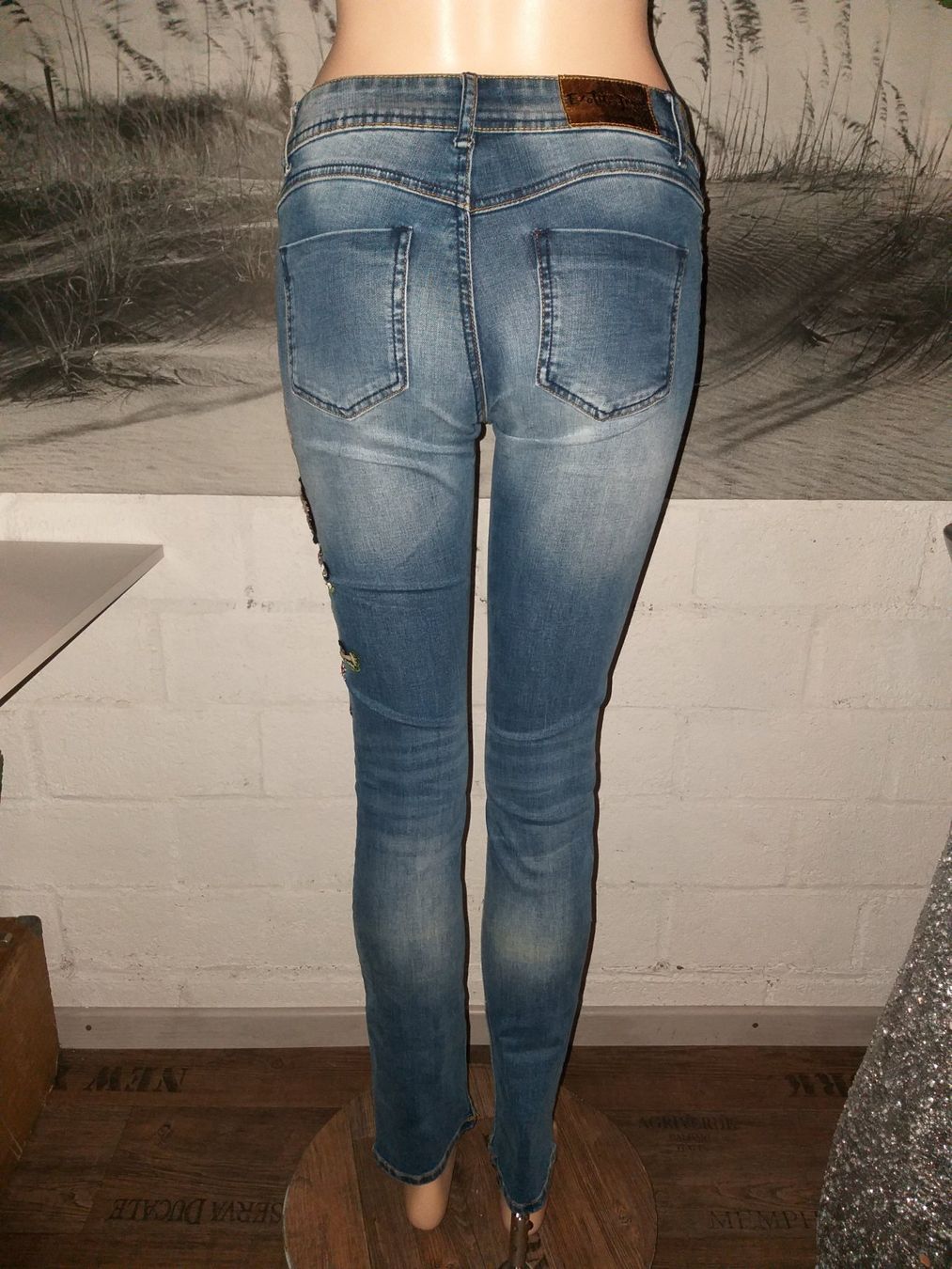 Desigual Jeans: DESIGUAL Exotic Jeans taille / Grosse 24 – Usato da Cossonay-ville venduto da Super-Price-Quality 5