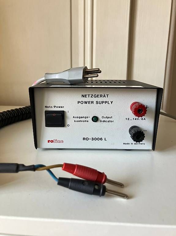 Elettrotecnica: Alimentation stabilisée 12v 6A – Usato da Genève venduto da Capt3