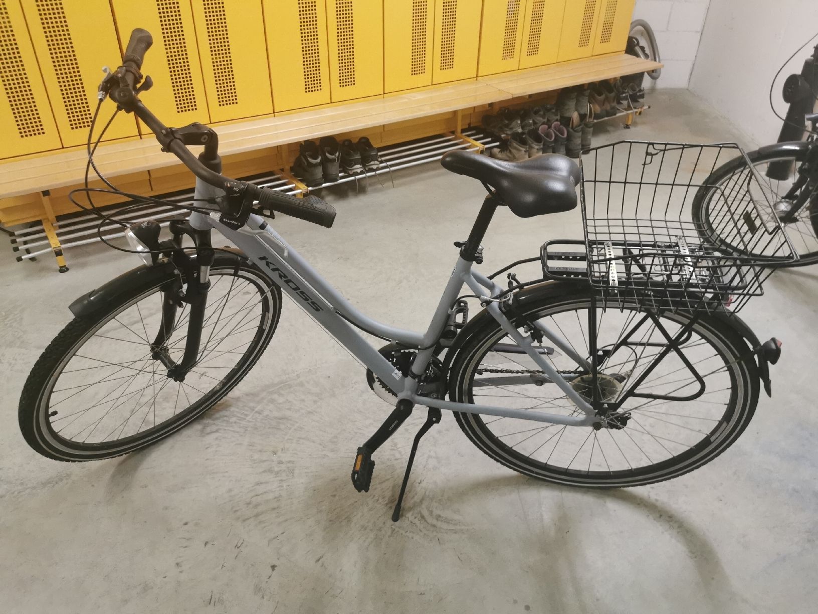 Pneumatici & Ruote complete: Herrenfahrrad 28 Zoll – Usato da Thayngen venduto da fische40