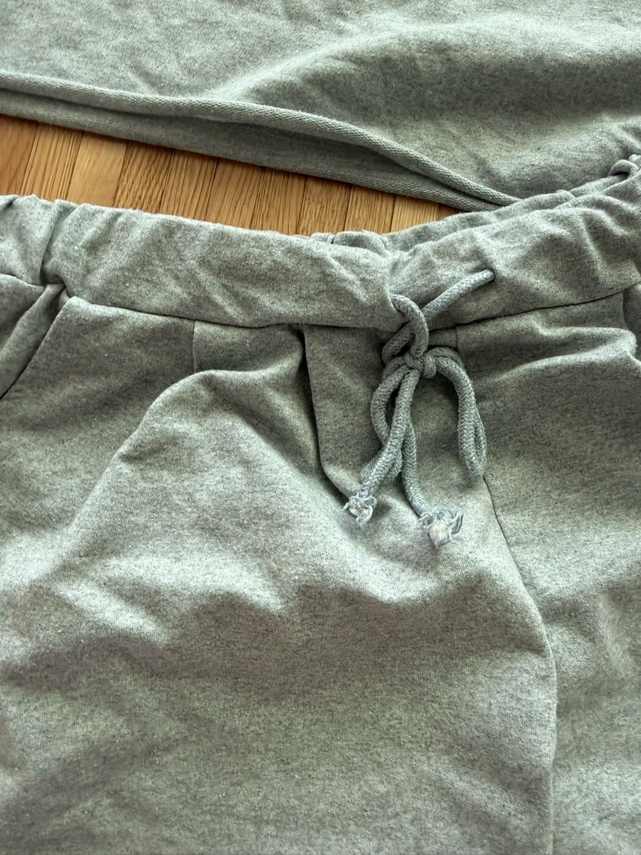 Kleiderpakete: Ensemble homme M/S – Gebraucht aus Monthey von sen_6ckr 1