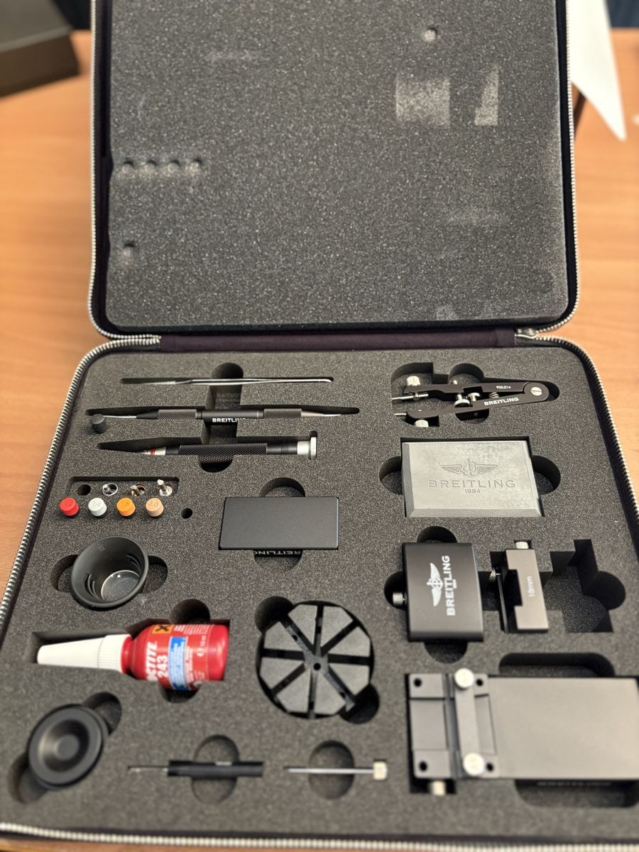 Tutti gli attrezzi: Field Tool Kit Breitling  – Nuovo e nell'imballaggio originale da Genève venduto da dav_fgc6 5