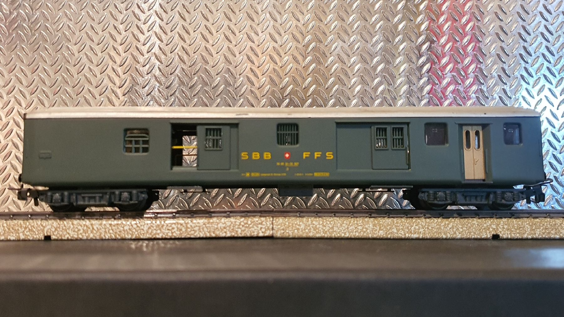 Hag Modellini di ferrovie: HAG H0 SBB FFS PERSONENWAGEN – Usato da Männedorf venduto da Modellbau-wyss