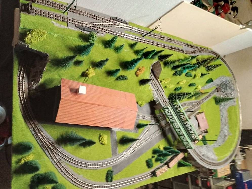 Roco Modellini di ferrovie: Système maquette ferroviaire modèle H0e – Usato da St-Imier venduto da foto2hand