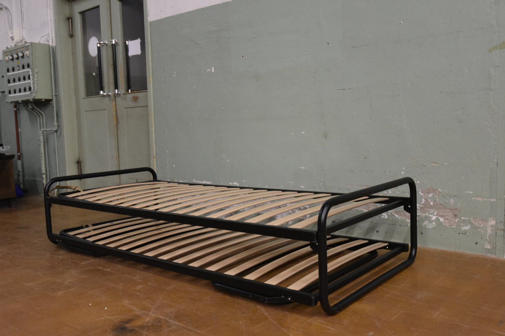 Letti: Designer Raumsparbett 200x90cm – Usato da Lichtensteig venduto da Usedinstorecom 2