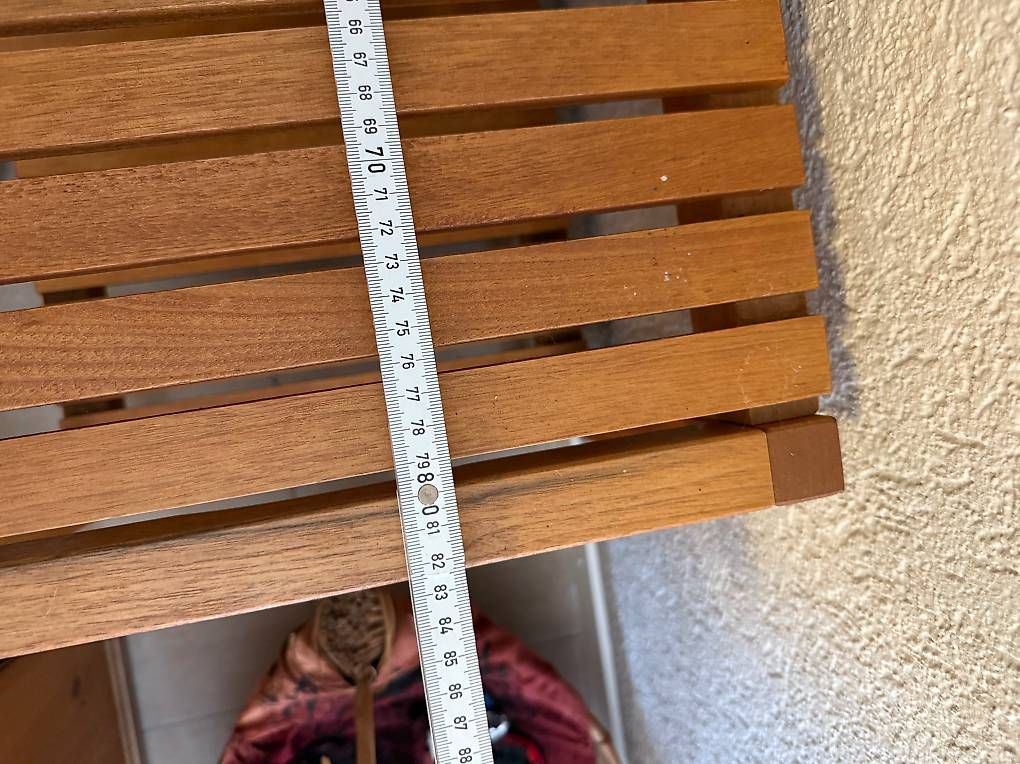 Scaffali: Holz Gestell – Usato da Fribourg venduto da 1thaila 1