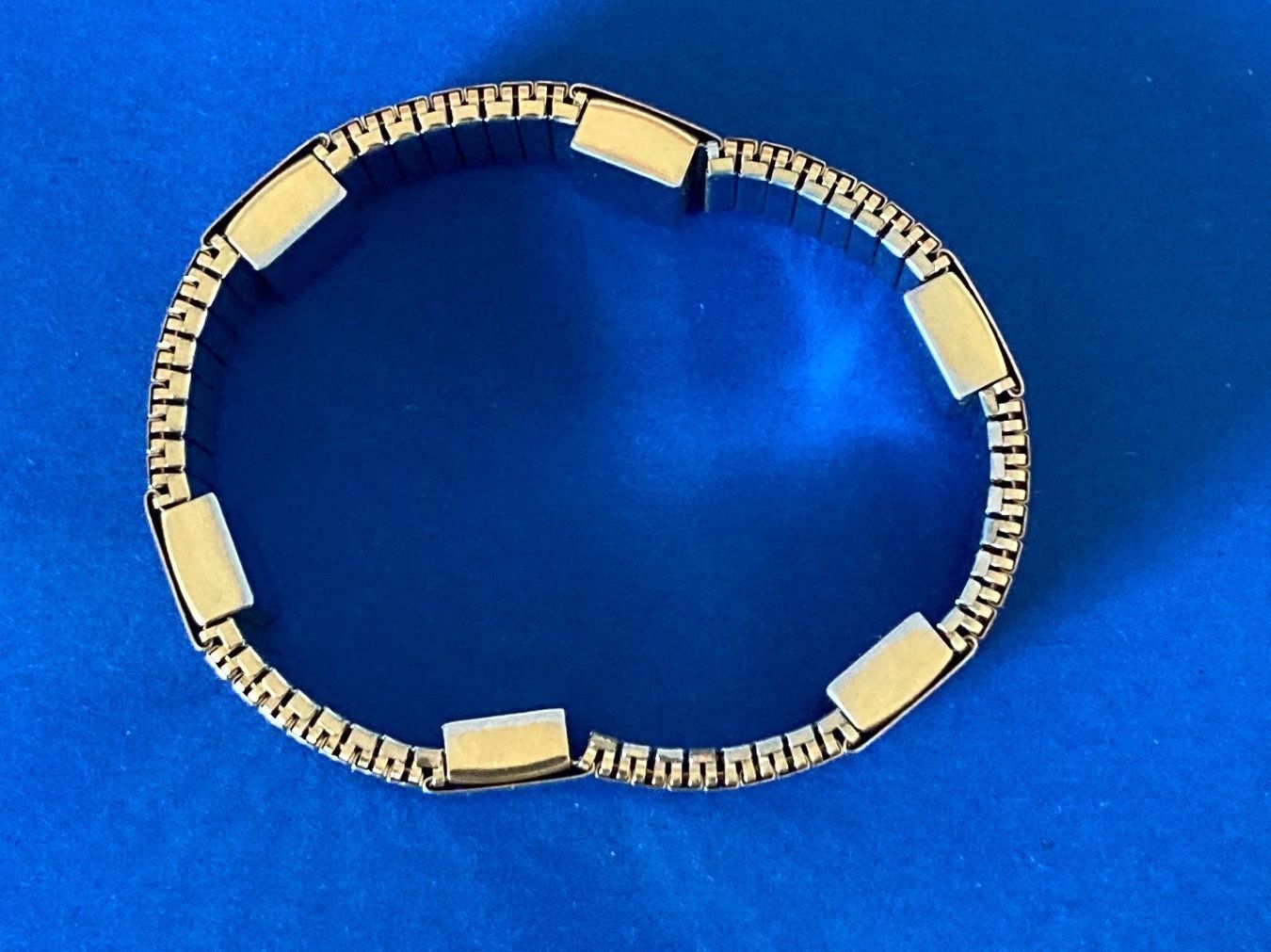 Bracciali & Braccialetti: Armband vergoldet beweglich – Usato da Laufen venduto da Trendmarket 2