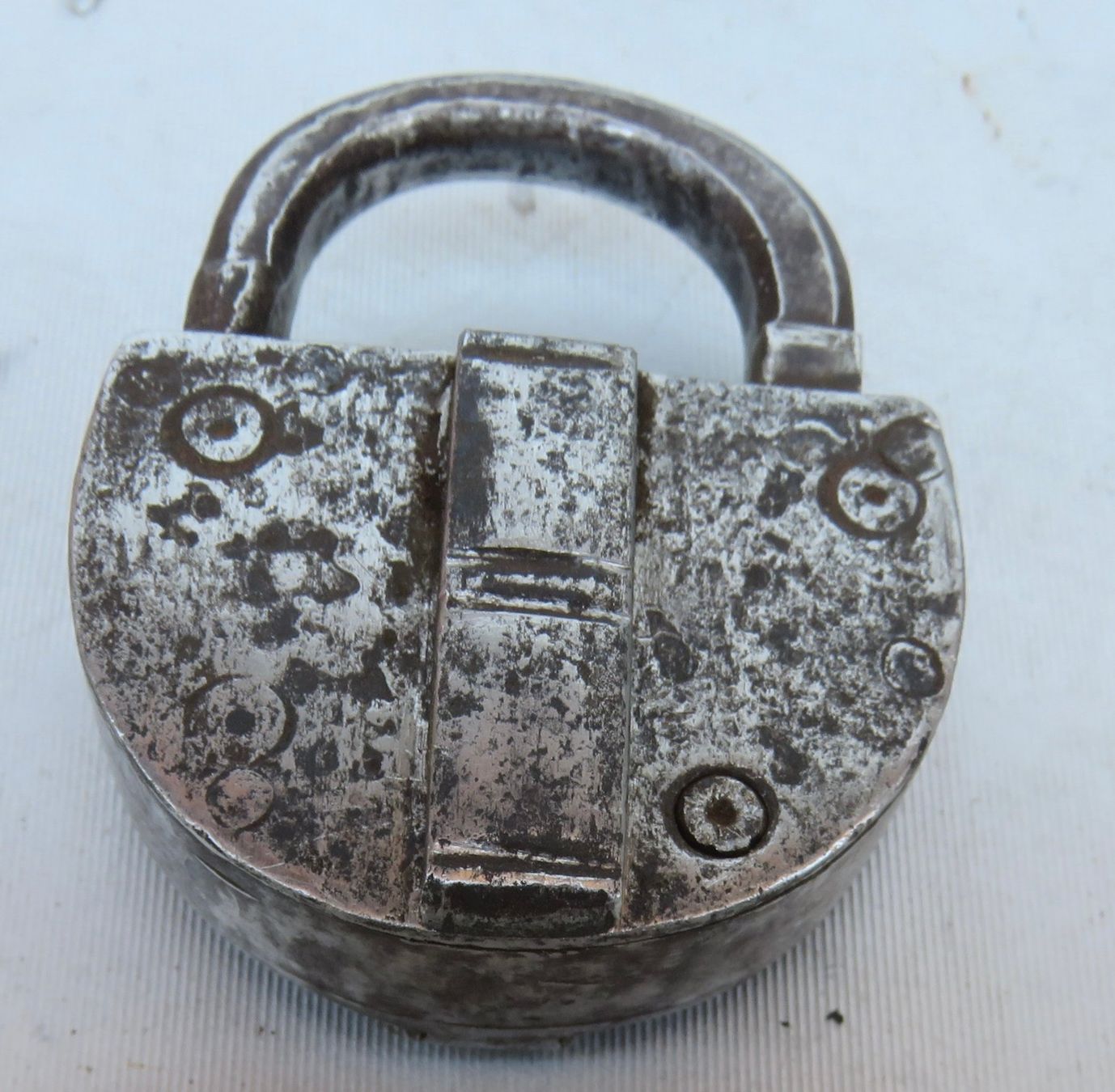 Cadenas: ANTIKES SPEZIAL VORHÄNGESCHLOSS – D'occasion à BERN par erassmusvonrotterdam 6