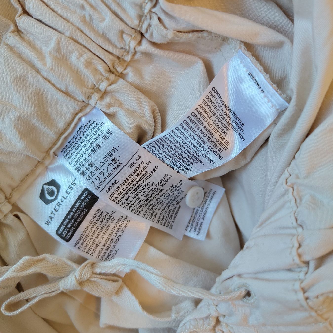 Levi's Jumpsuits: Overall Levis beige Grösse S Kurzarm – Neu (gemäss Beschreibung) aus Buttisholz von sch_7jfz 4