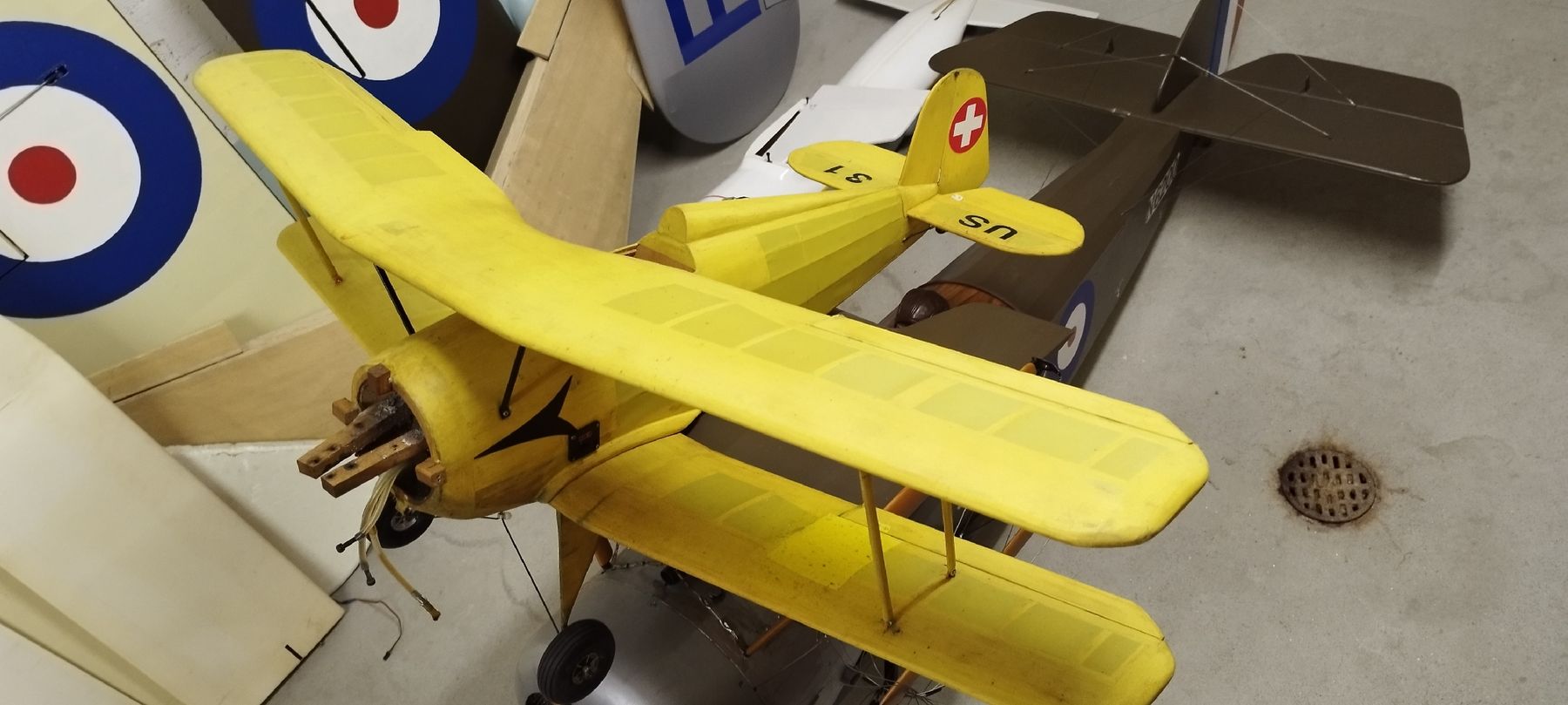 Modellismo RC: Bücker Jungmeister – Difettoso da Grabs venduto da firebird.91