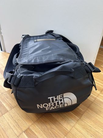 The North Face Duffel Bag XS in gutem Zustand