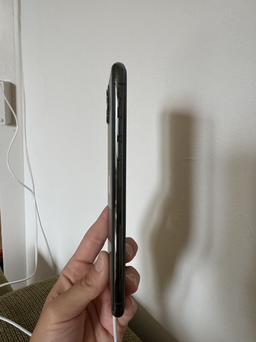 Apple Telefoni cellulari / Smartphones: iphone 11 pro max 256GB – Usato da Aarau venduto da maa_yv5c 1