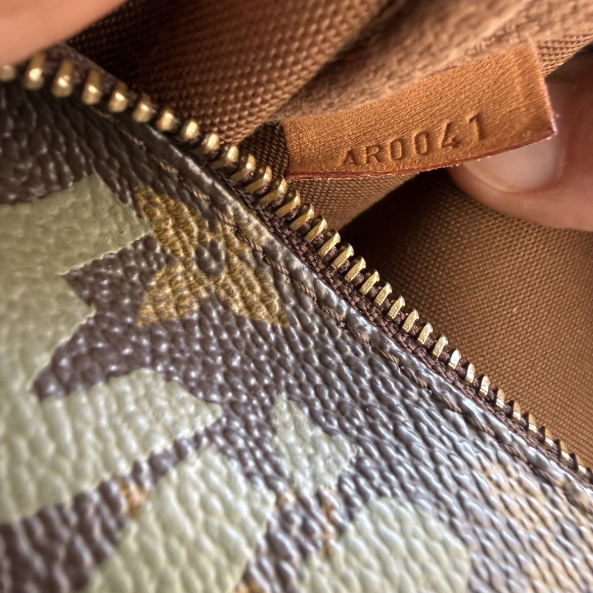 Louis Vuitton Taschen für Damen: Pochette Louis Vuitton & Stephen Sprouse Graffiti – Gebraucht aus La Tour-de-Peilz von nic_wqf2 6