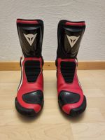 Motorradstiefel Dainese rot schwarz