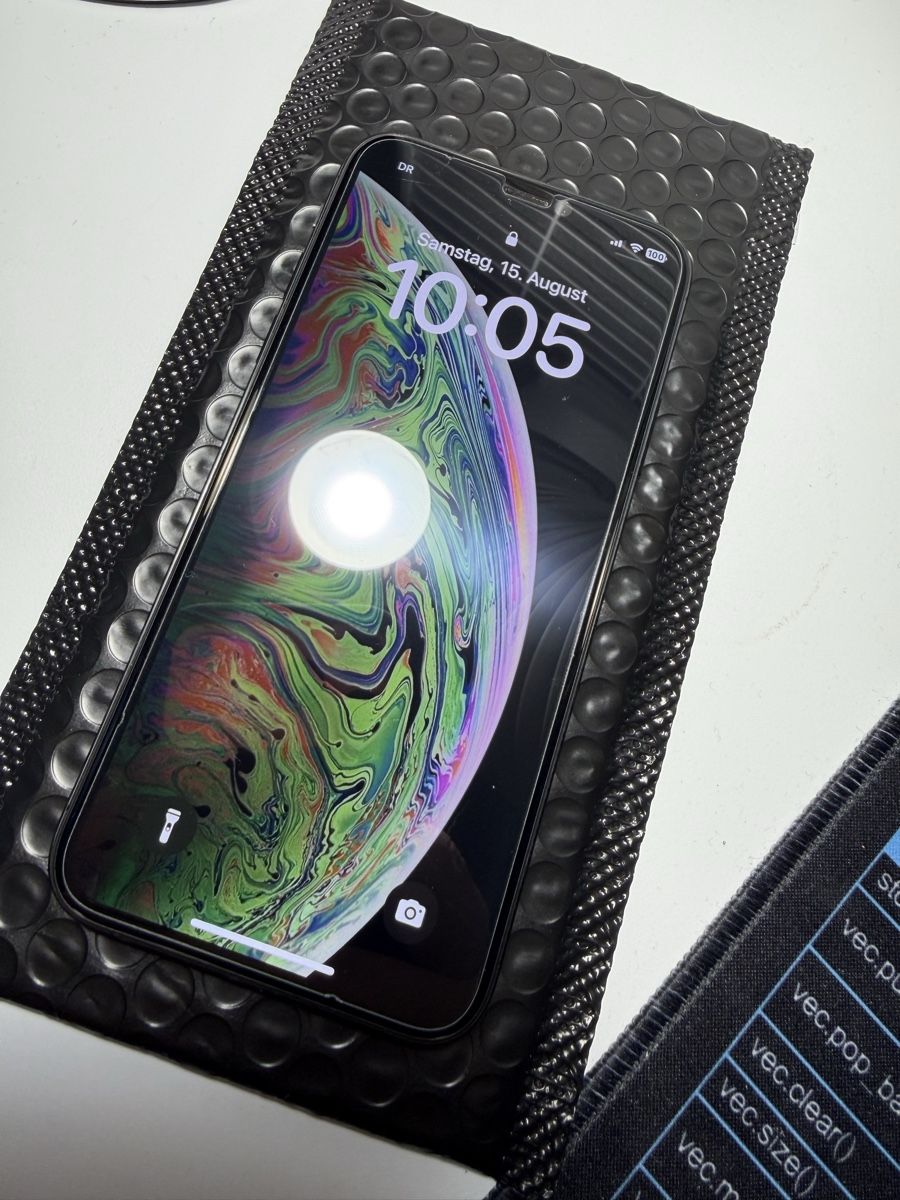 Apple Handys / Smartphones: iPhone Xs – Gebraucht aus Wetzikon ZH von aro_685k 1