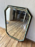 Wandspiegel mit Vintage Design Rahmen