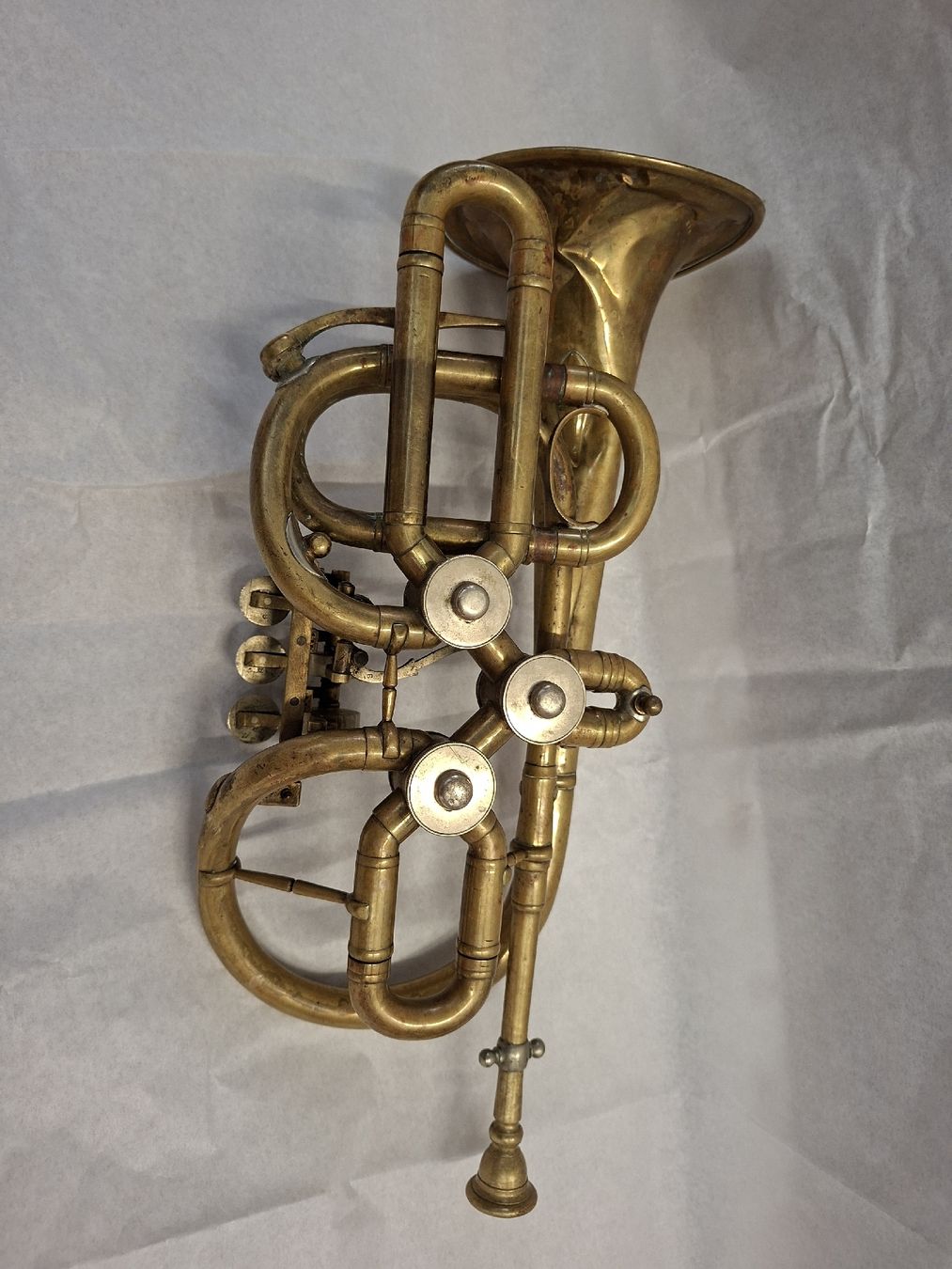 Strumenti musicali: Trompete Kornett Ventil 3 Ventile Messing antik  – Usato da Olten venduto da Mezopotamya