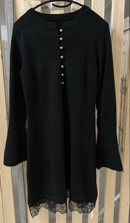 Schönes Kleid von Please mit Spitze, Grösse M - Neu!