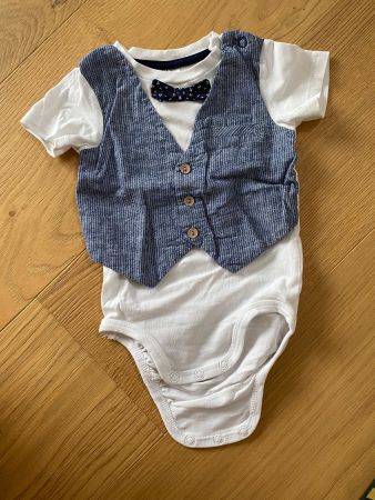 Festlicher Baby Body Grösse 74