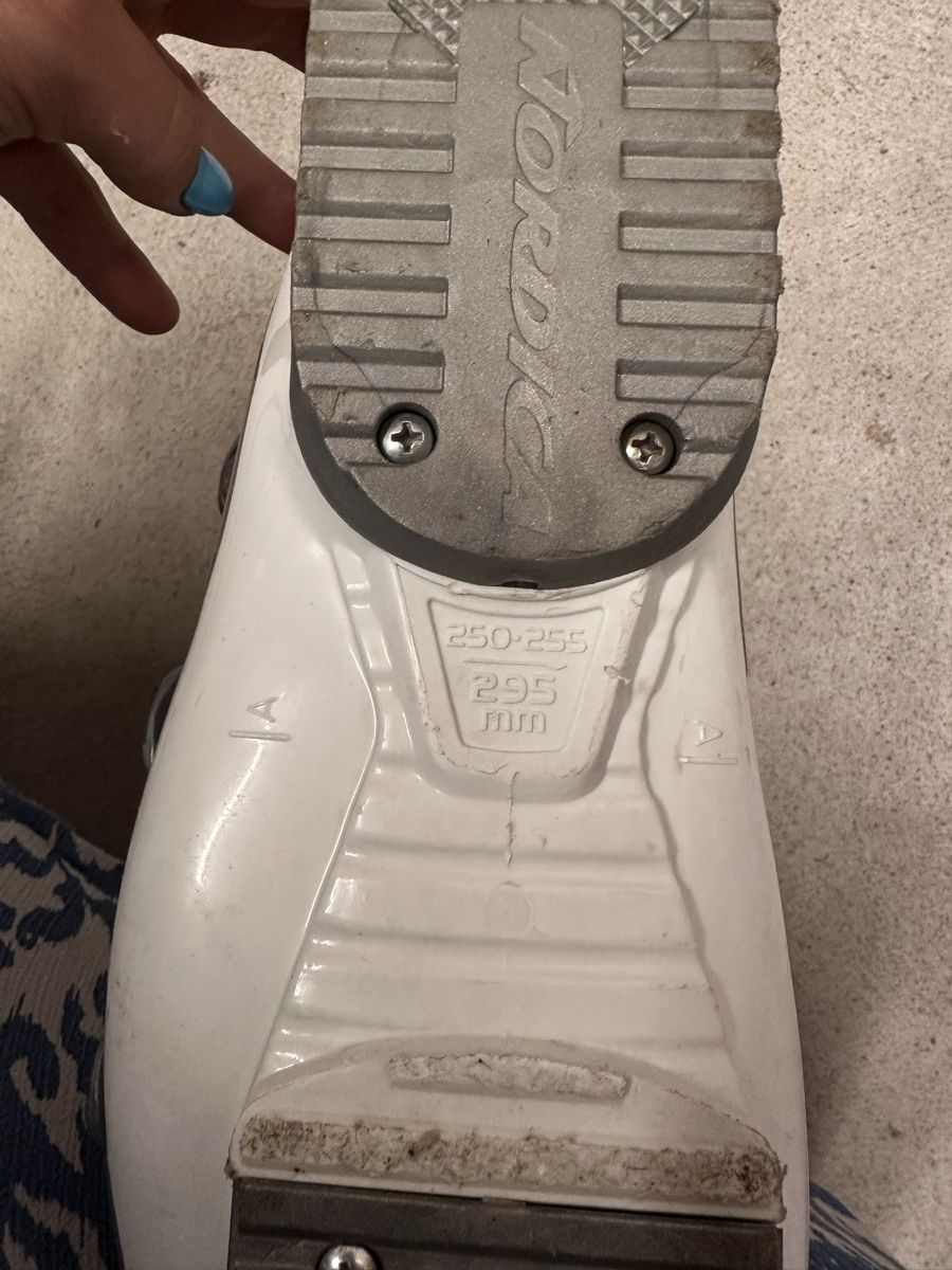 Scarpe da donna: Ski Schuhe – Usato da Neuendorf venduto da H_Tech 1