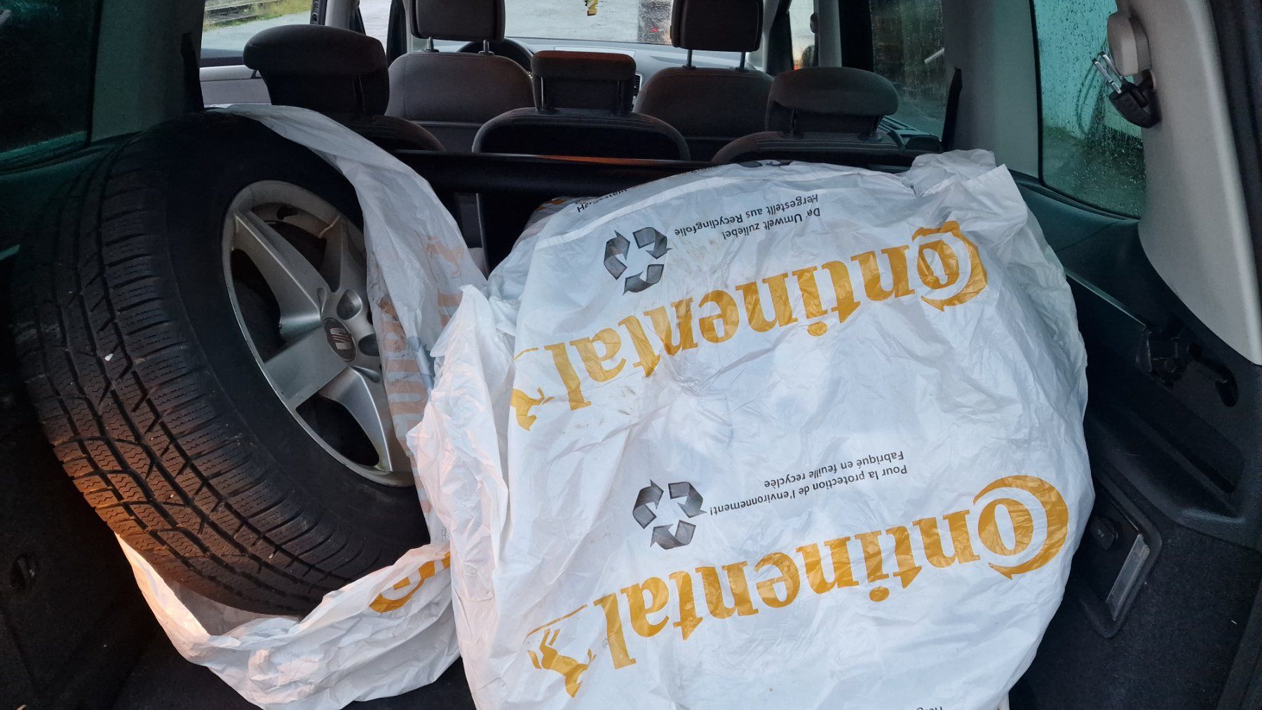 Seat Automobili: Seat Alhambra 20TDi 4x4 – Usato da Arbon venduto da .Tropxe. 8