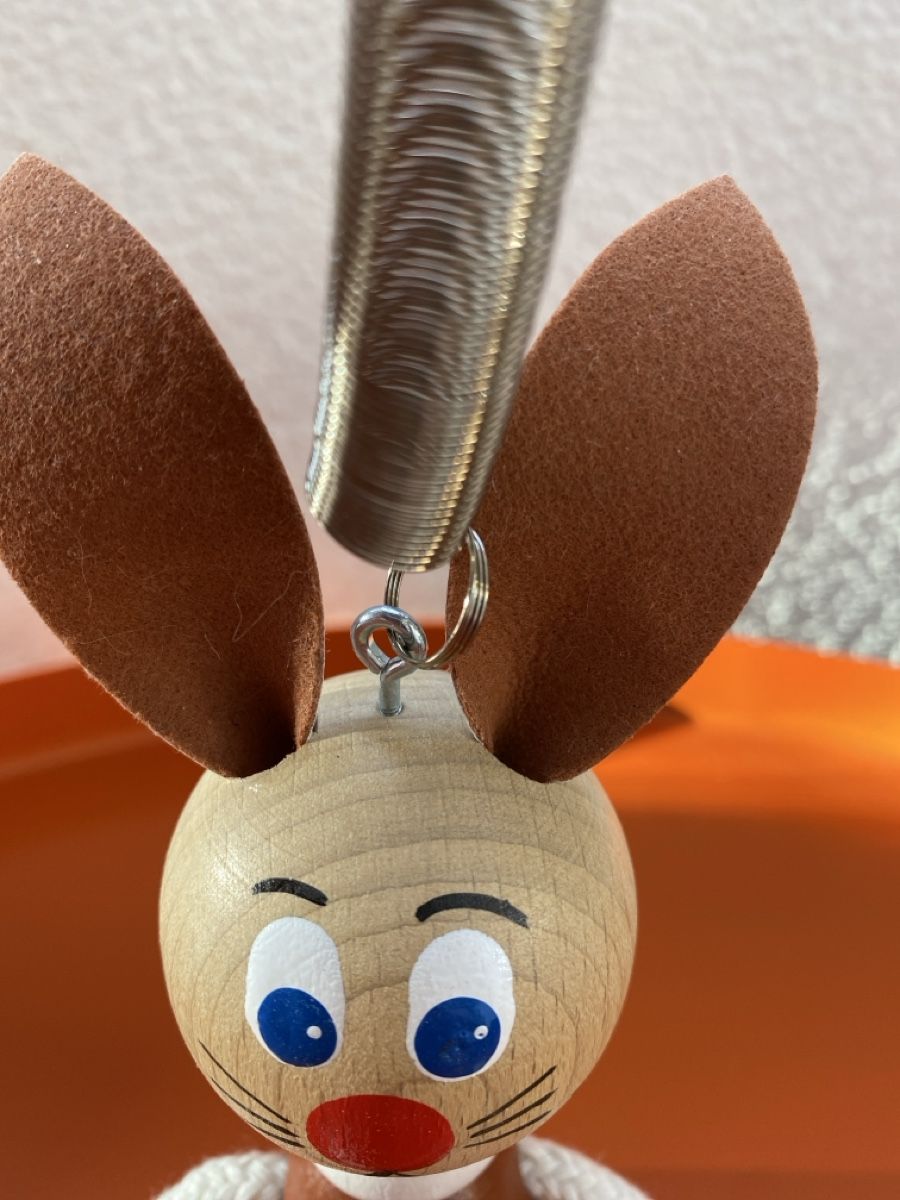 Spielzeuge: Hase Schwingfiguren Holz zum Aufhängen oder Aufstellen – Neu (gemäss Beschreibung) aus Seuzach von freiheiten 4