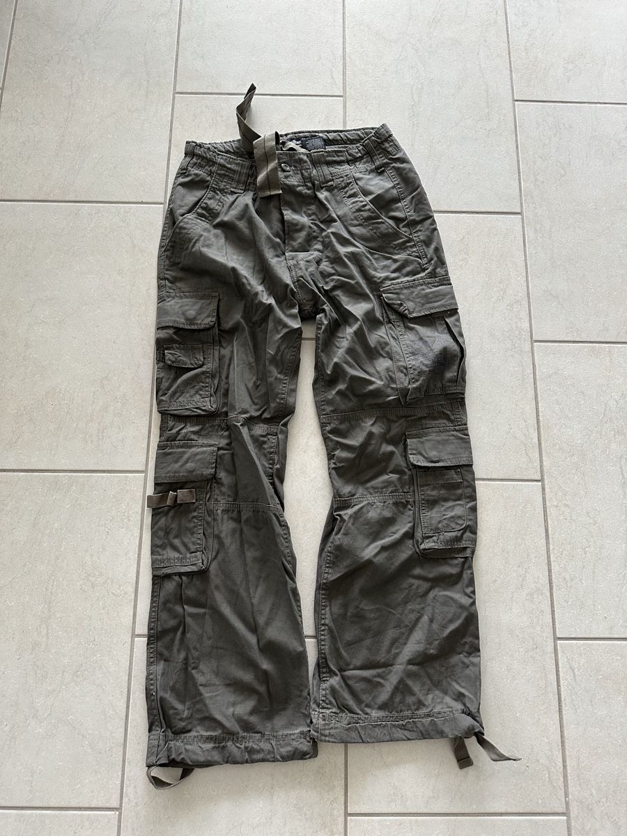 Pantaloni: Grüne Brandit Cargohose – Usato da Freienbach venduto da fel_c759