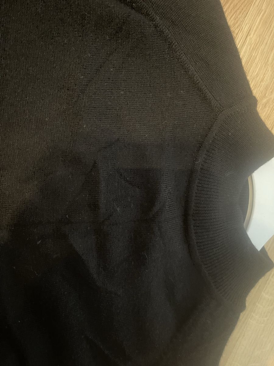 Maglioni & Felpe: Pullover schwarz Aufy, Merinowolle, – Usato da Rüschlikon venduto da Lajniii 4