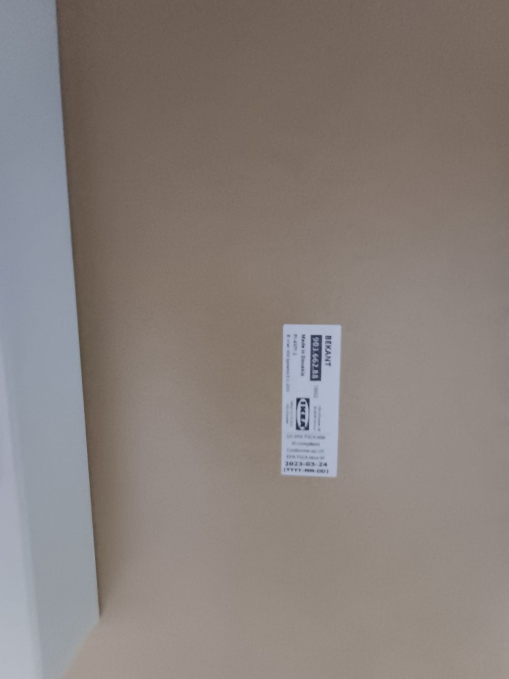 Ikea Scrivanie: IKEA Bekant desk, white base – Usato da Brugg AG venduto da Chaes-chueechli 2