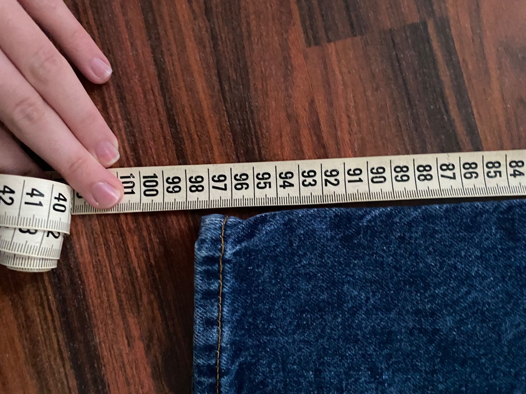 H&M Jeans: Dunkelblaue Damen Jeans – Nuovo (secondo la descrizione) da Gretzenbach venduto da Lina.67 5