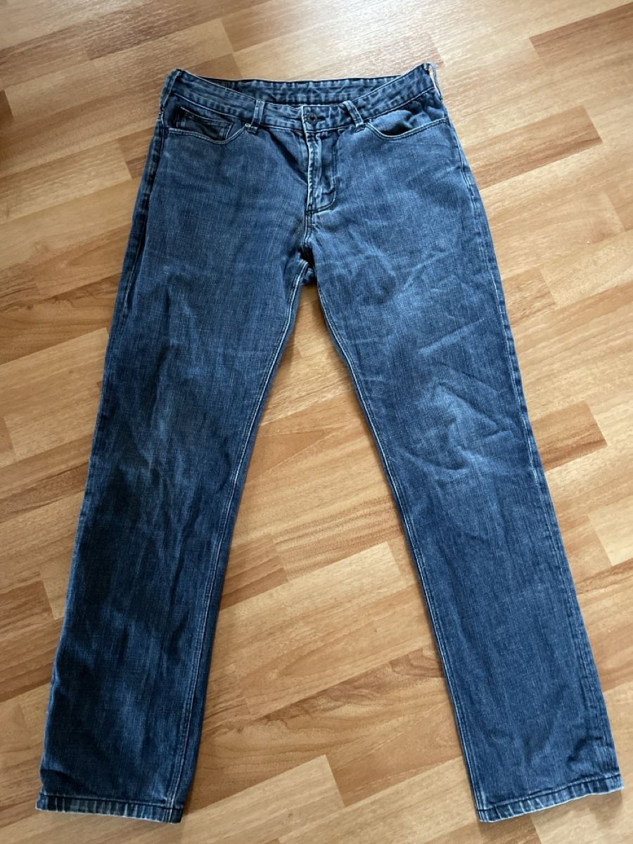 Armani Jeans: Armani Jeans Gr. 29 Denim Camouflage – Usato da St. Gallen venduto da mai_2lcj