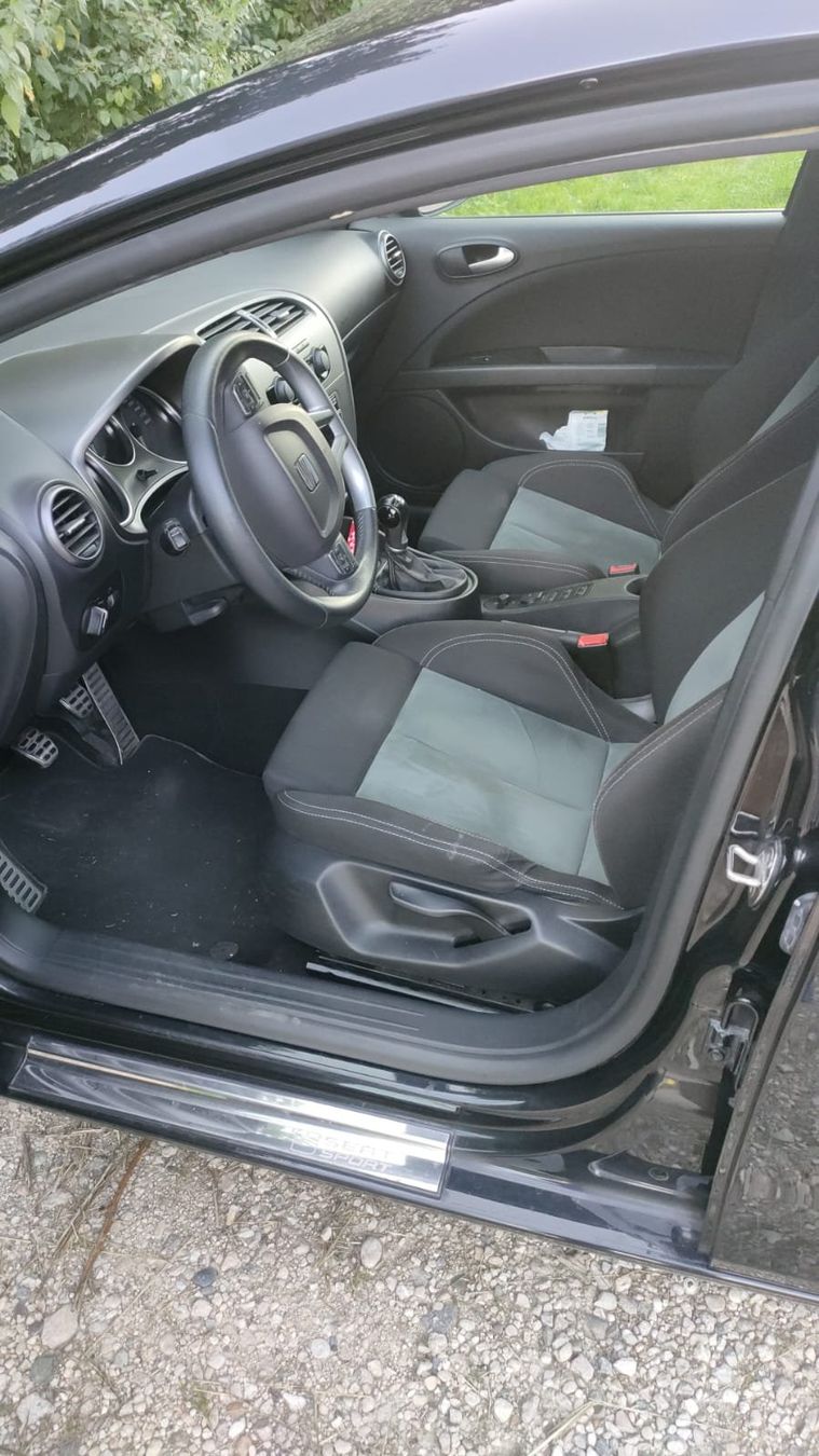 Seat Autos: Seat Leon Cupra 310PS – Gebraucht aus Waldenburg von Moodoo 4