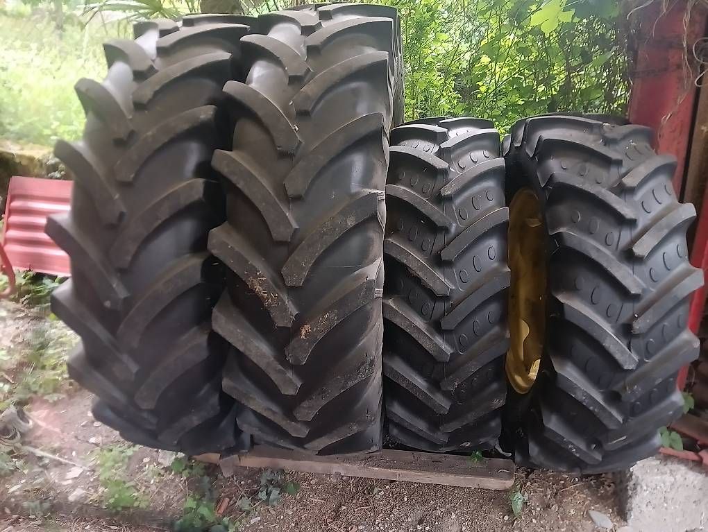 Trattori: John Deere komplett radsatz  Ruote complete – Usato da Cama venduto da Marianocominelli 1