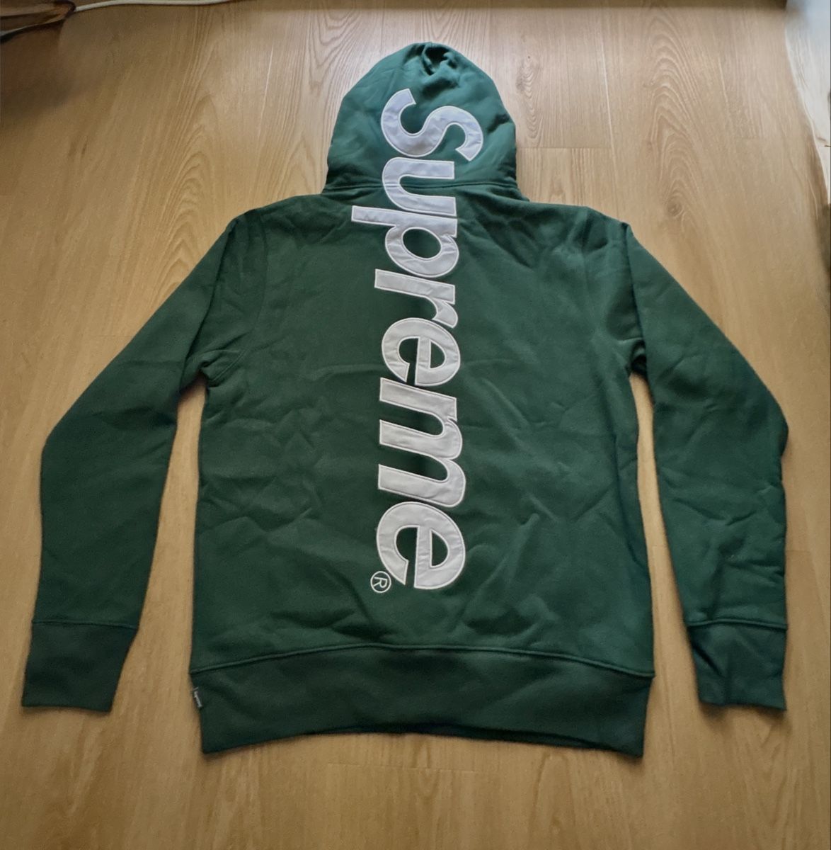Maglioni & Felpe: Supreme Hoodie Grün – Nuovo e nell'imballaggio originale da Zürich venduto da bar_57n5