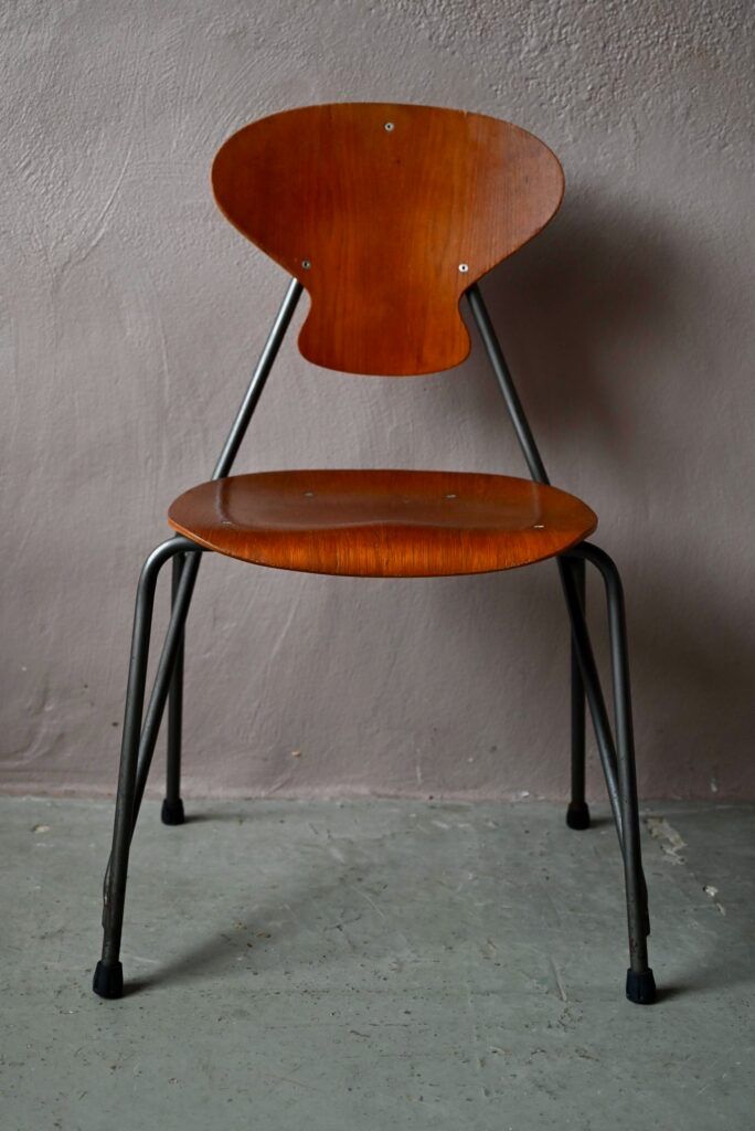 Sedie: Chaises danoises de Steen Eiler Rasmussen & Kai Lyngfeldt – Usato da COLMAR venduto da Sophiebellelurette 6