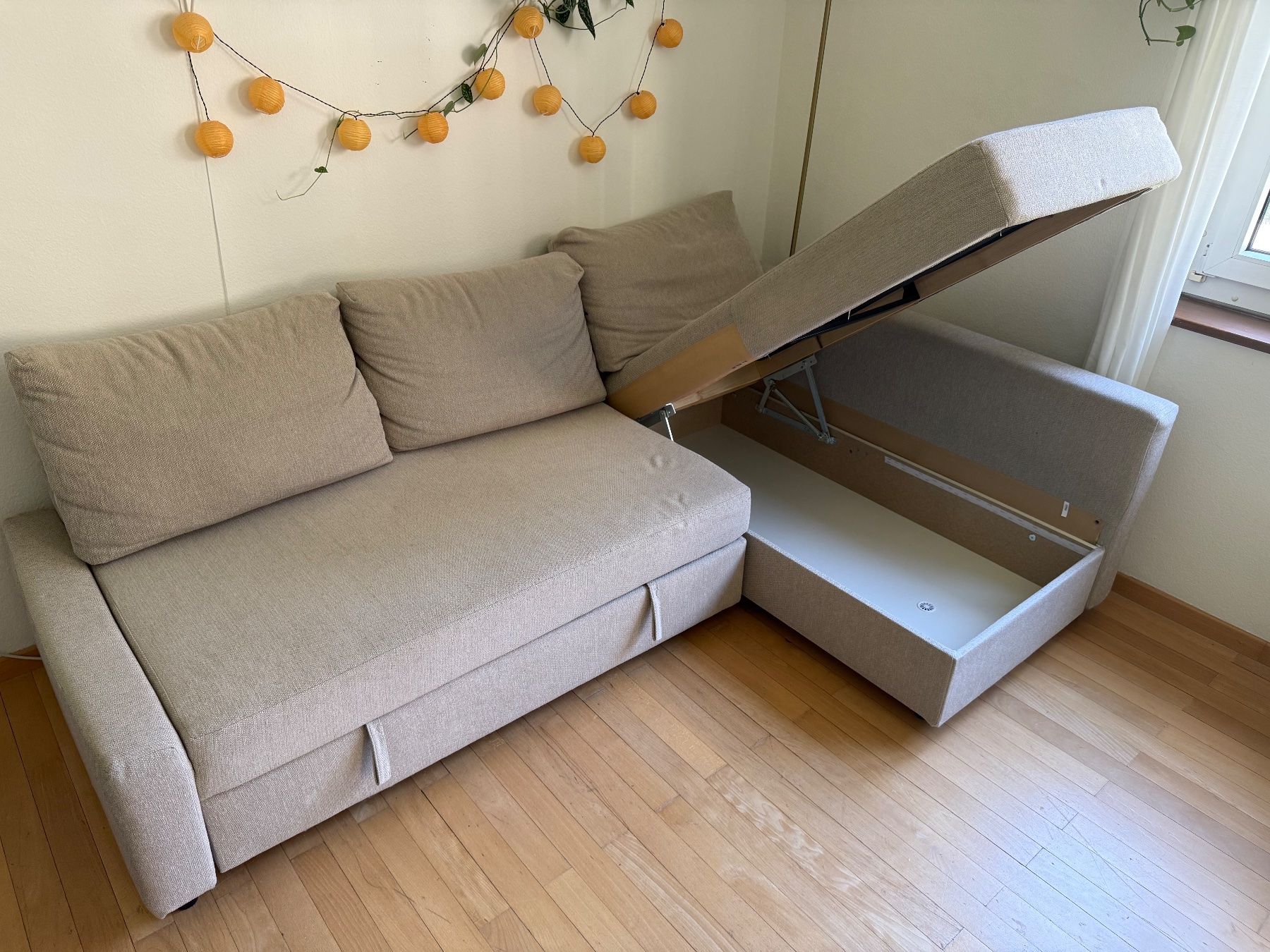 Sofas: Ecksofa - Bettsofa (FRIHETEN) – Gebraucht aus Zürich von L_enaS 2