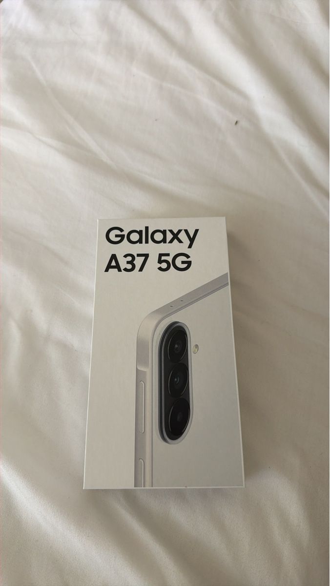 Samsung Telefoni cellulari / Smartphones: Samsung Galaxy A37 5G neu 128GB – Nuovo e nell'imballaggio originale da Wettingen venduto da melinc87