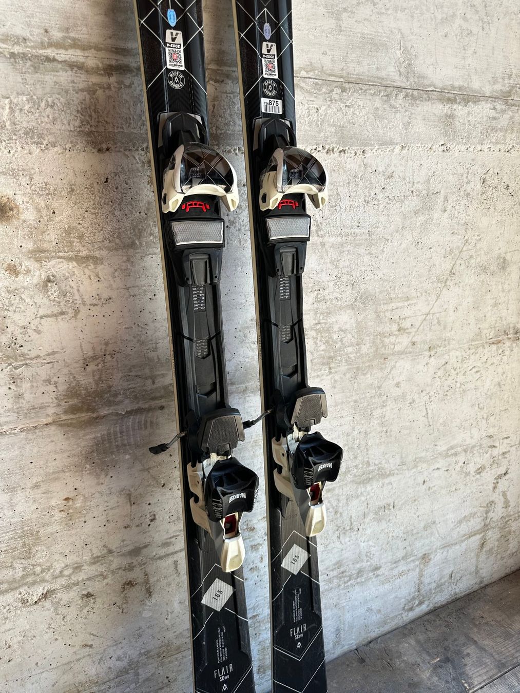 Völkl Skis: Völkl Flair SC Ski 165CM – Gebraucht aus Emmenbrücke von karkarkar 2