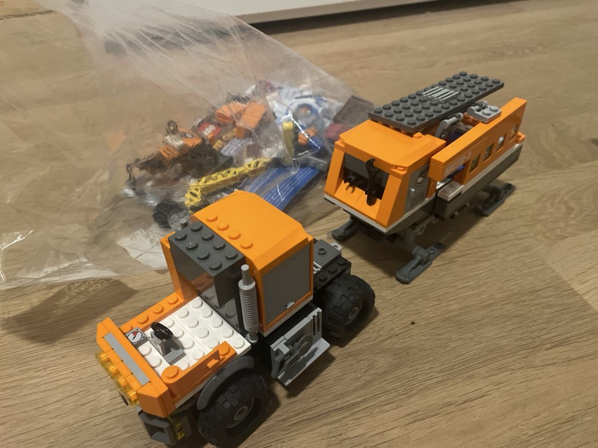 Lego Giocattoli: LEGO Sammlung, Shell Ferrari, Polizei, Helikopter, Auto – Usato da Dällikon venduto da Marcofloro 6