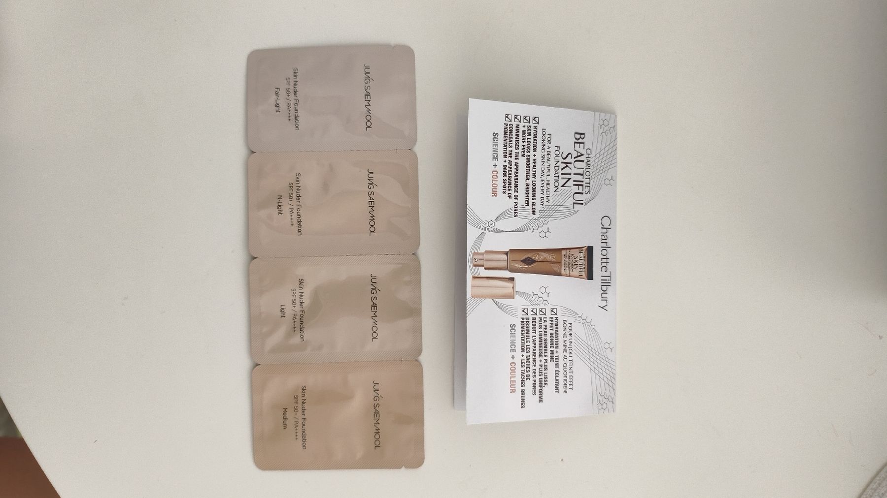 Make-up: Charlotte Tilbury & Jung Saem Mool Foundation Samples – Nuovo e nell'imballaggio originale da Erlenbach ZH venduto da rem_p5dd 1