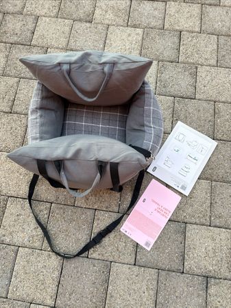 Tragbarer Auto-Sitz sleep+Travel für Tiere