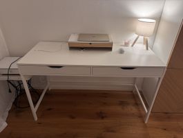 Schreibtisch weiss mit zwei Schubladen