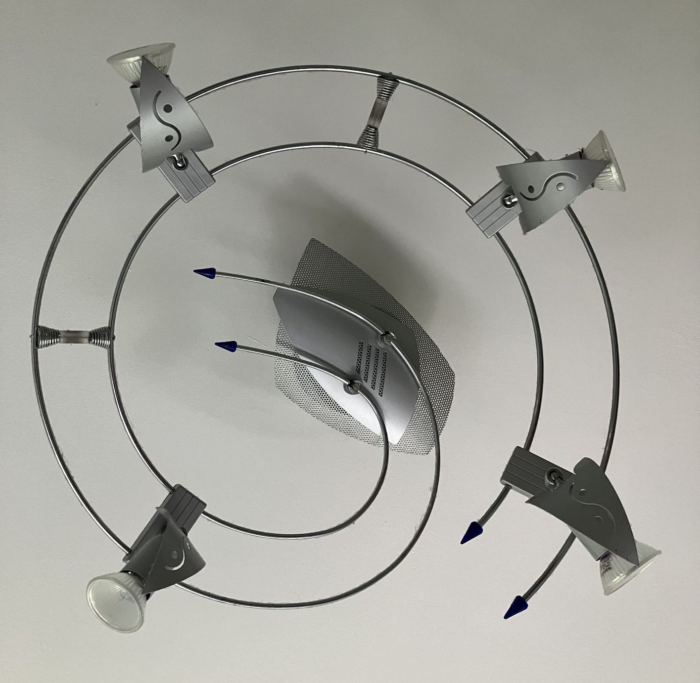 Lampadari & plafoniere: Deckenlampe, Spot / Strahler 4 Halogen – Usato da Wolfwil venduto da Verbenia 2