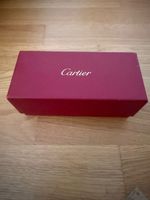Boîte Cartier rouge avec couvercle et intérieur rouge état n