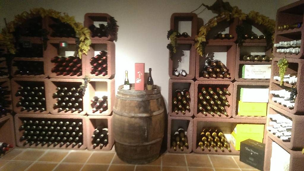 Scaffali: Weinregal aus Hydroton 56 Elemente – Usato da Ottikon venduto da nag-champa77