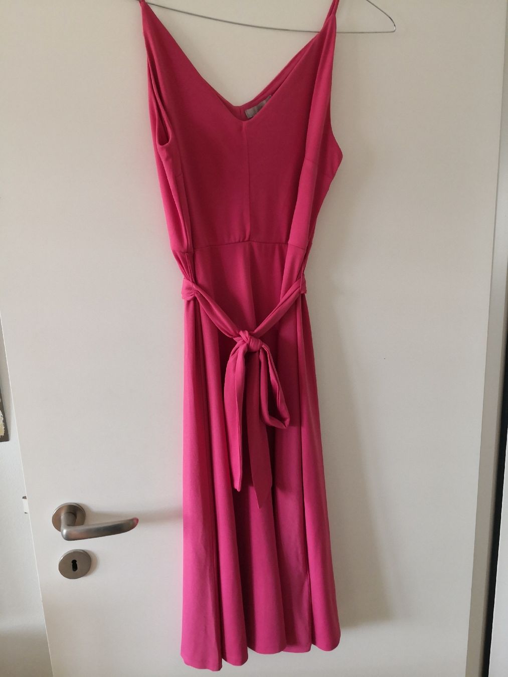 H&M Kleider: Midi Kleid Pink von H&M, Gr. S – Gebraucht aus Wädenswil von coconut1289 1