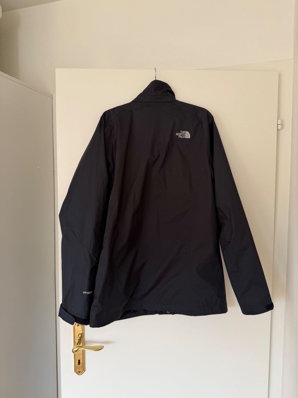 North Face Giacche: The North Face Hyvent waterproof jacket - size L/G – Usato da Zürich venduto da MariKondo 1