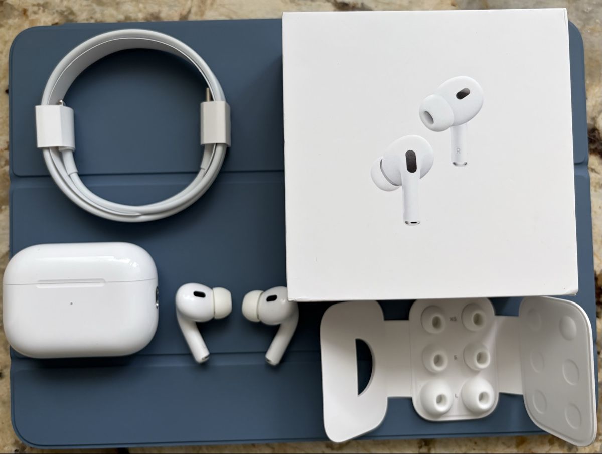 Apple Casques audio: APPLE AirPods Pro 2. Generation – D'occasion à Bassersdorf par Chigge 1