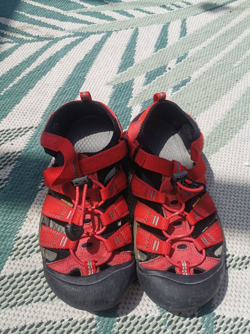 Keen Scarpe da uomo: Keen Sandalen rot/schwarz Grösse 37, – Usato da Fislisbach venduto da mojar