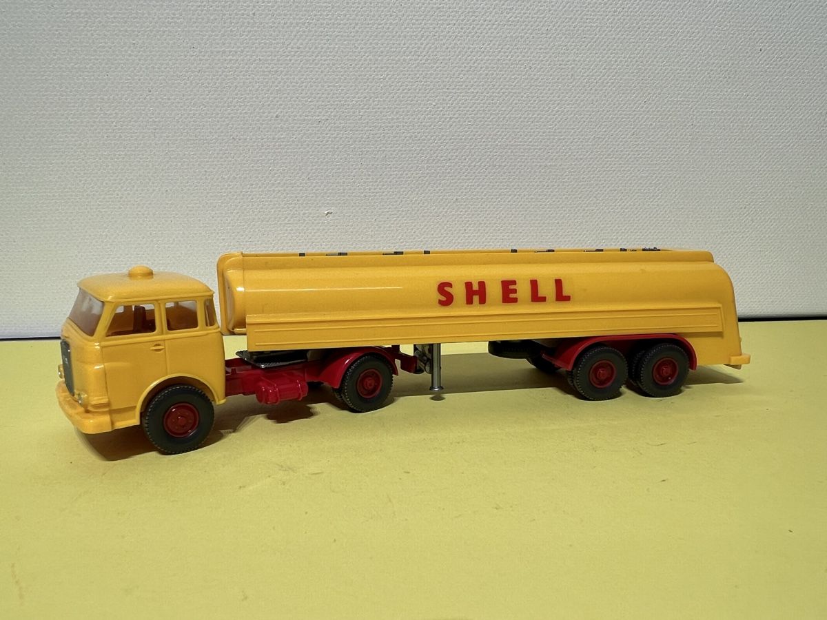 Wiking Modellini d'auto: Wiking MAN Shell Tankzug 1/87 – Nuovo (secondo la descrizione) da Weinfelden venduto da Kammerflimmern 1
