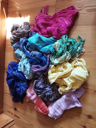 12 bunte Tücher für den Frühling!